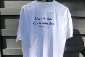 Cape_Cod_Wave_Hat_T-shirt