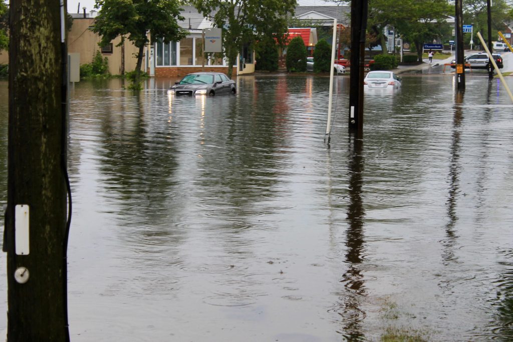 Heavy Rain Causes Falmouth Flooding – Slideshow - Cape Cod Wave