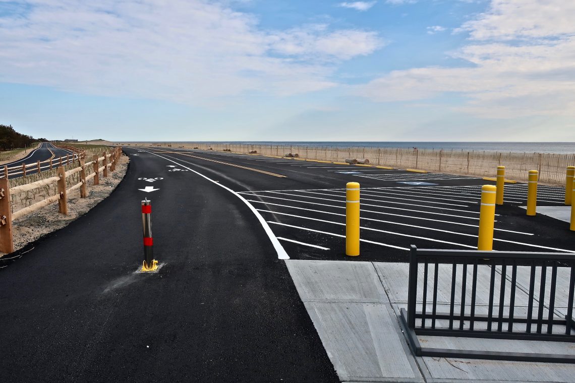 New Herring Cove Beach Parking Lot Slideshow Cape Cod Wave