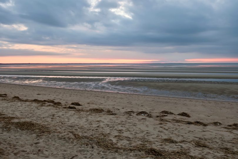 Kingsbury Beach low tide sunset