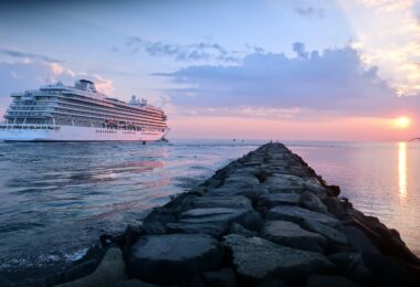 Canal sunrise cruise ship