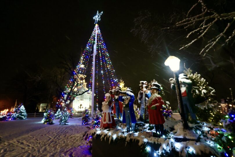 First snow Christmas display