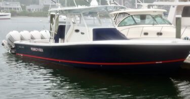 Drizzly Falmouth Harbor boats