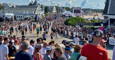 Falmouth Road Race 2026 CAPE COD WAVE PHOTO